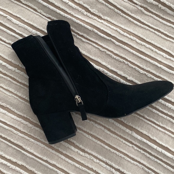 Suede Aldo Black Booties - Picture 4 of 4